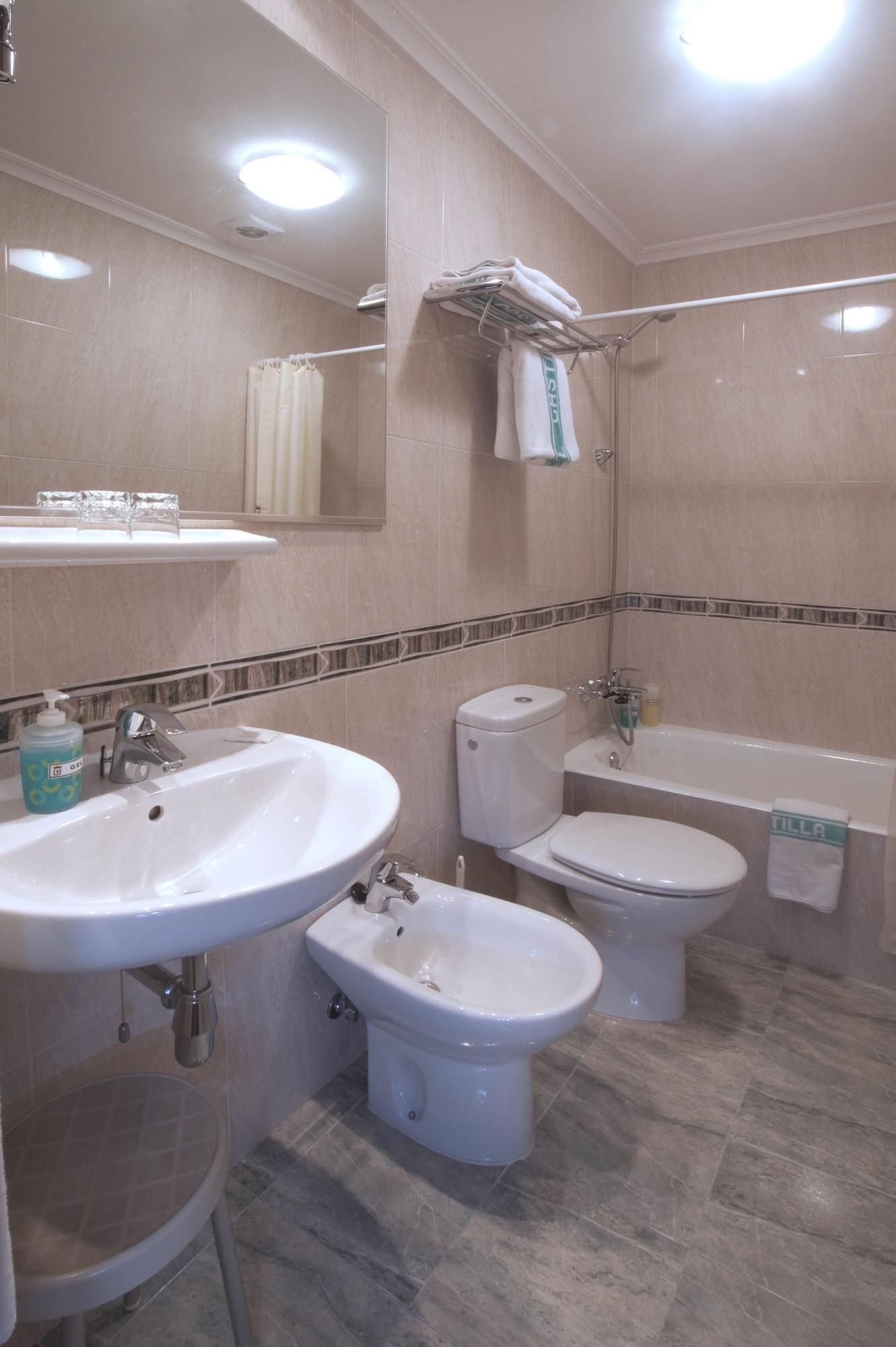 Hotel Castilla Gijón Zewnętrze zdjęcie