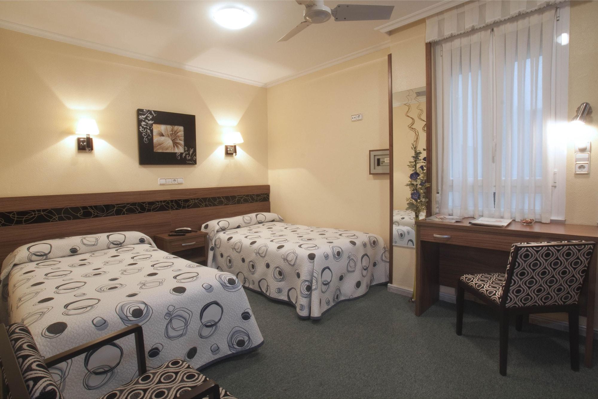 Hotel Castilla Gijón Zewnętrze zdjęcie