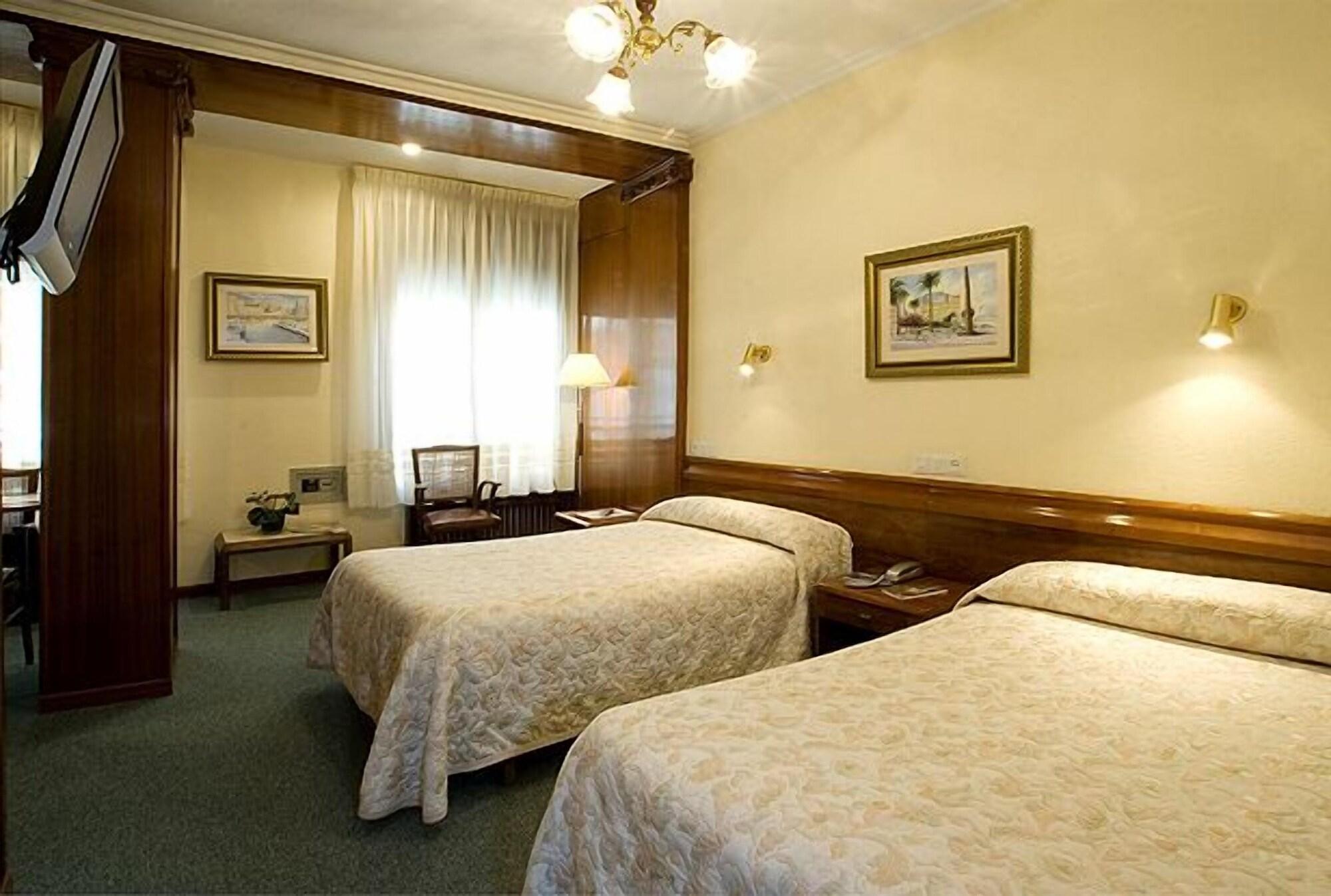 Hotel Castilla Gijón Zewnętrze zdjęcie