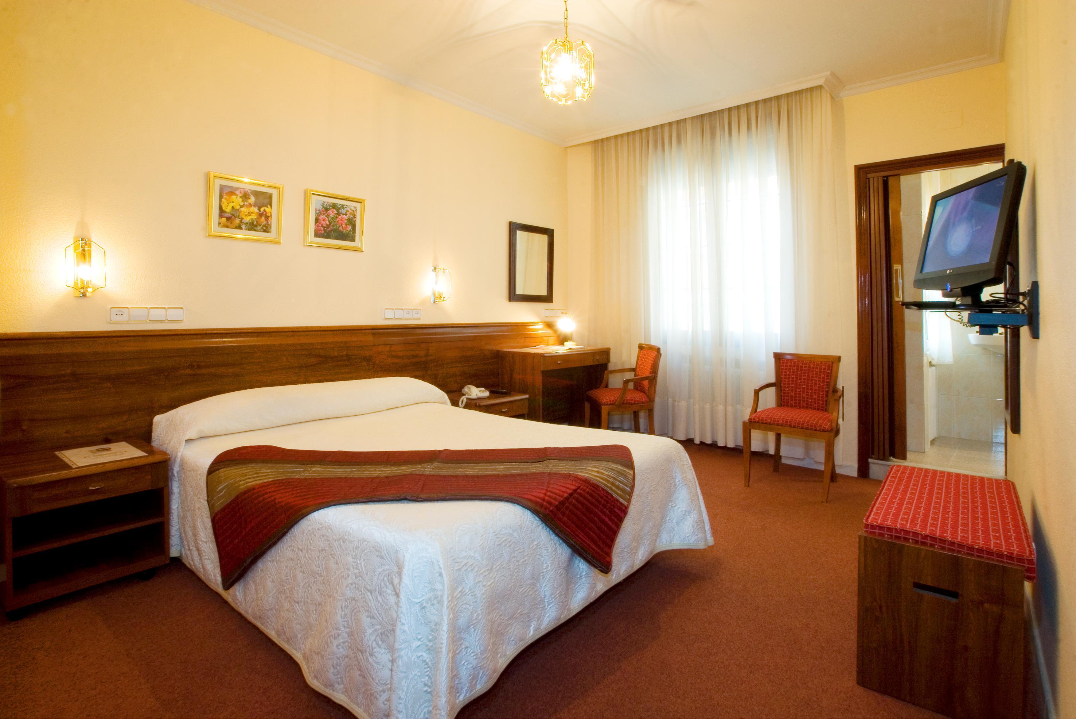 Hotel Castilla Gijón Zewnętrze zdjęcie